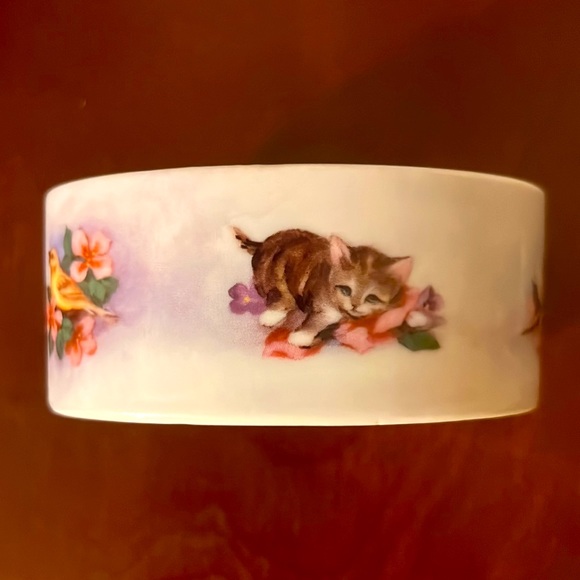 Ardleigh-Elliott. The Kitten and the Canary. By Coby Carlson. Music Box. #1358 A - Picture 3 of 11
